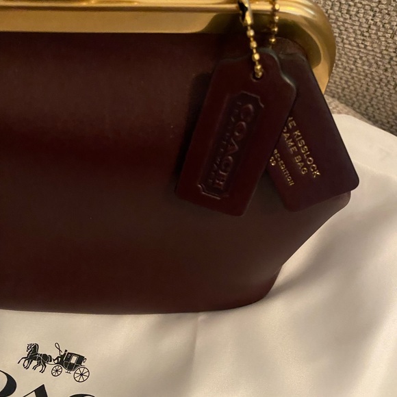 Coach  kisslock bag 16 burgundy/wine Leather Clutch with Gold Accents - Picture 8 of 14
